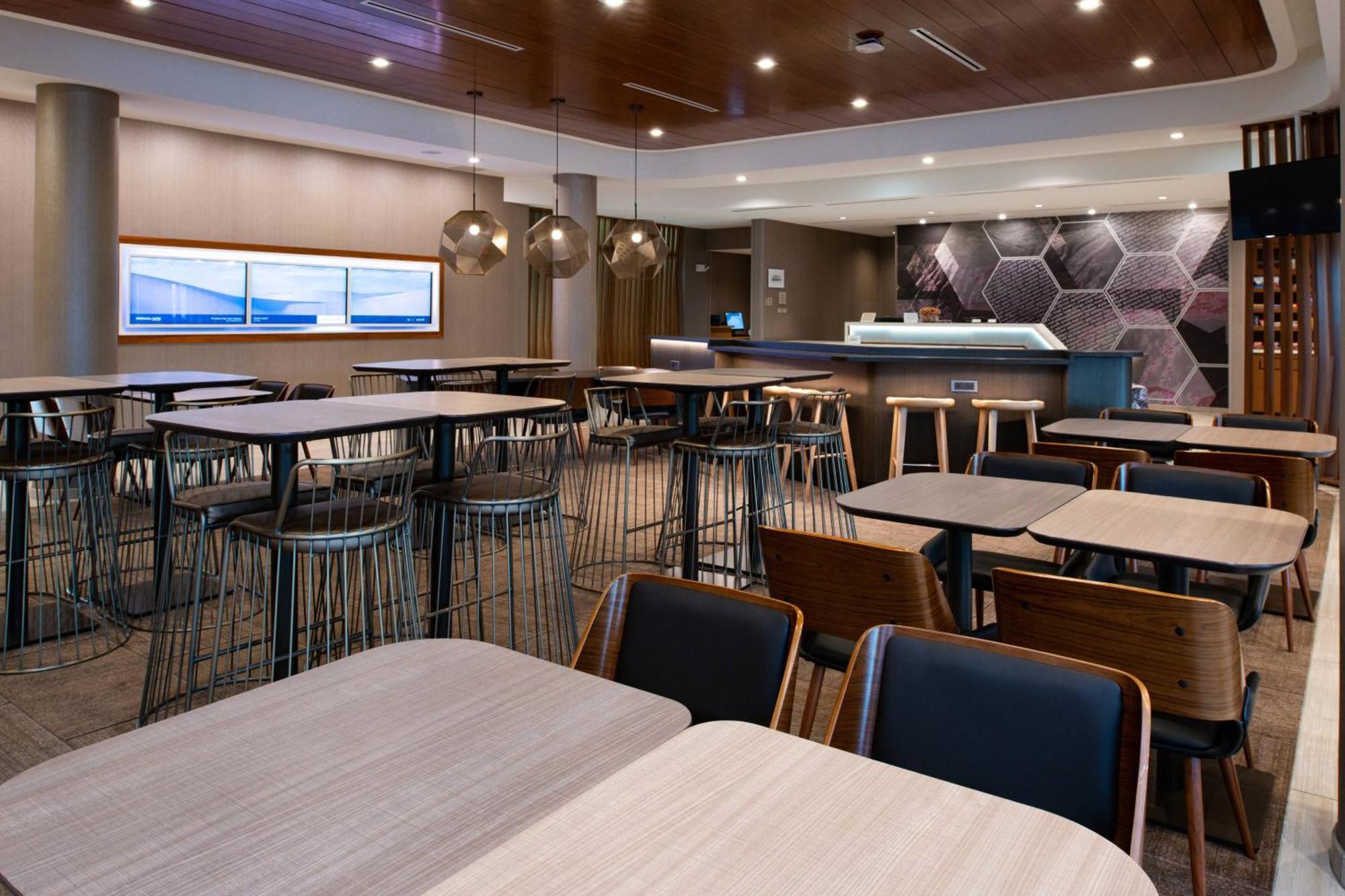 Springhill Suites By Marriott Kansas City Northeast Exterior foto